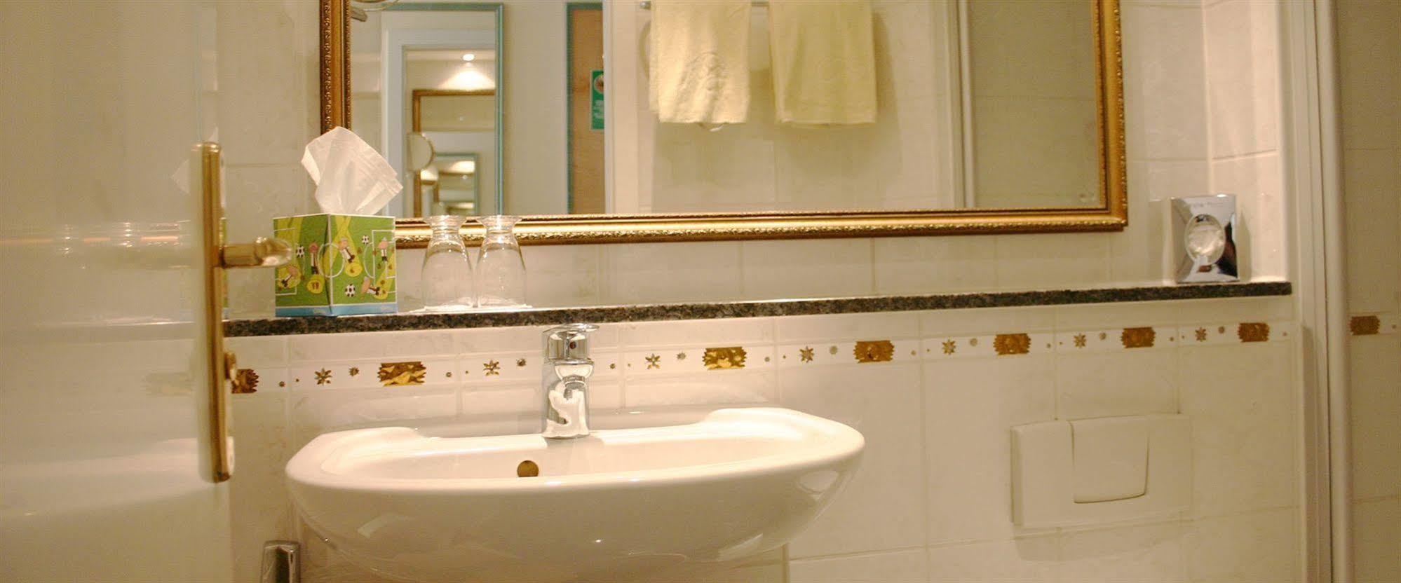 Hotel Aurbacher Hof Gmbh ميونيخ المظهر الخارجي الصورة